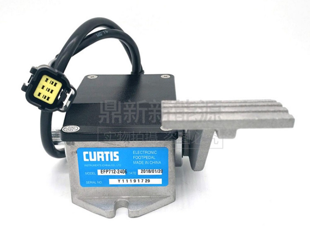 Chan-Ga-Xe-Nang-EFP712-2406